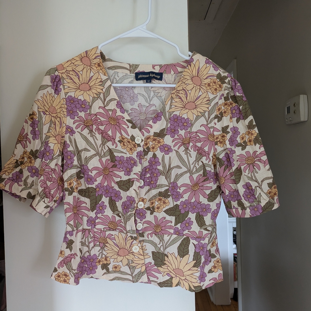 Princess Highway. Size 12. Floral Button-Front Women’s Top - Purple & Yellow